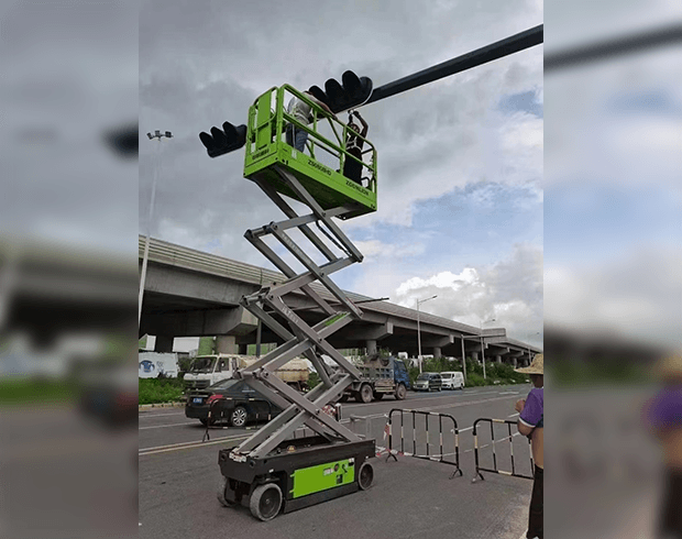 交通指示燈維護